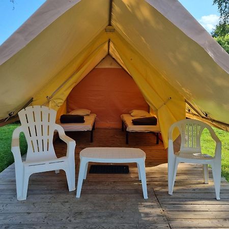 Camping Onlycamp Des Halles Decize Dış mekan fotoğraf